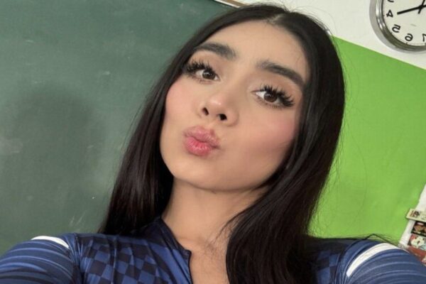 Violet Myers ethnicity and net worth