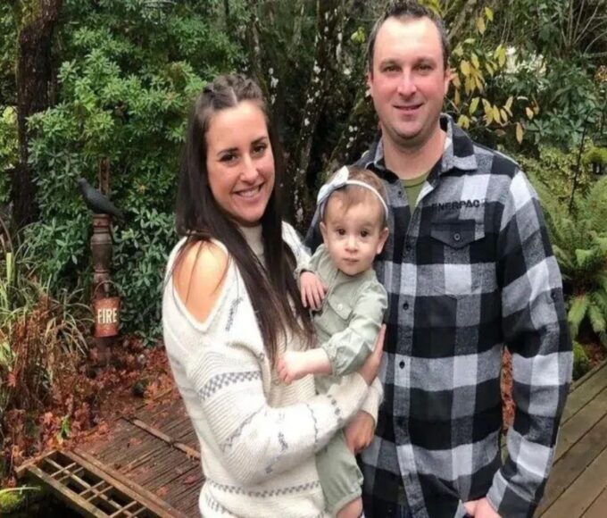 Monica Beets still married